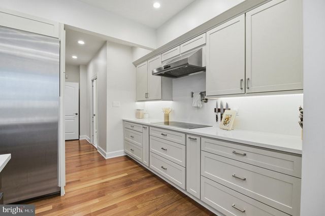9703 MILL RACE ESTATES DR, Vienna, VA 22182