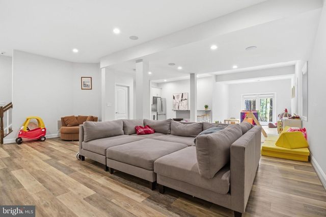 9703 MILL RACE ESTATES DR, Vienna, VA 22182