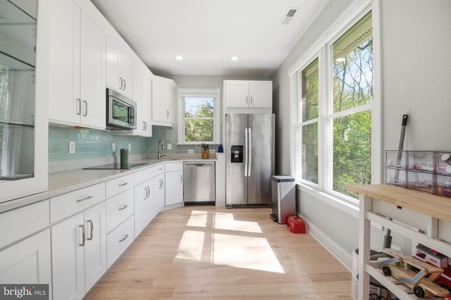 9703 MILL RACE ESTATES DR, Vienna, VA 22182
