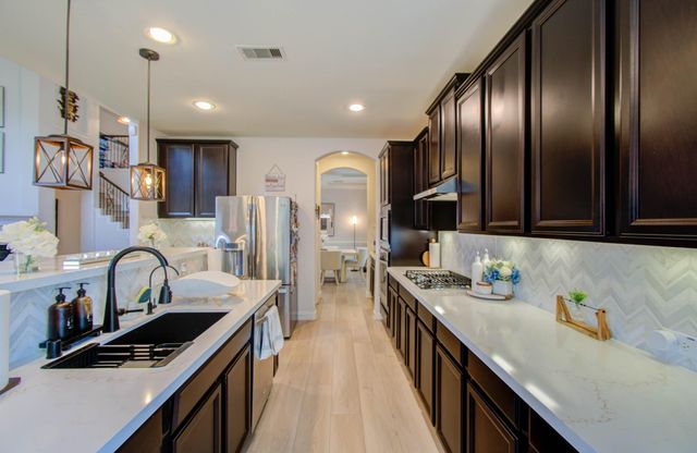 5206 Belle Manor Ln Lane, Sugar Land, TX 77479