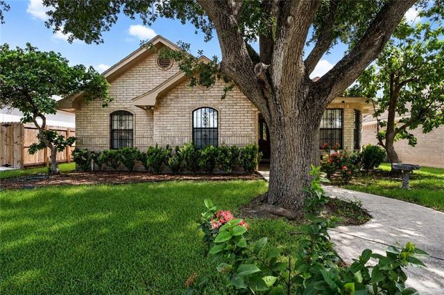 1322 E Olga Street, Pharr, TX 78577