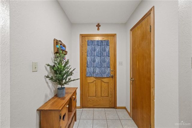 1322 E Olga Street, Pharr, TX 78577
