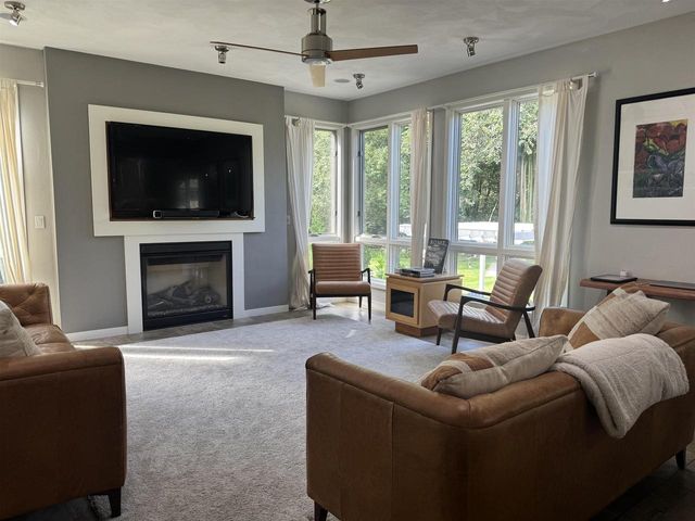 4101 Castlemoor Drive, Janesville, WI 53546