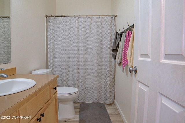 8016 W Mustafa Circle, Wasilla, AK 99654