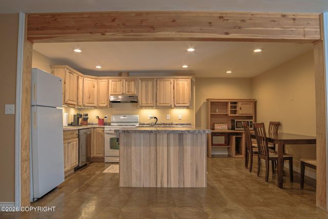 8016 W Mustafa Circle, Wasilla, AK 99654