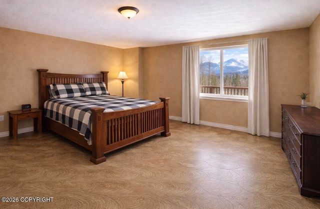 8016 W Mustafa Circle, Wasilla, AK 99654