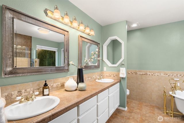 7910 72nd Drive NE, Marysville, WA 98270