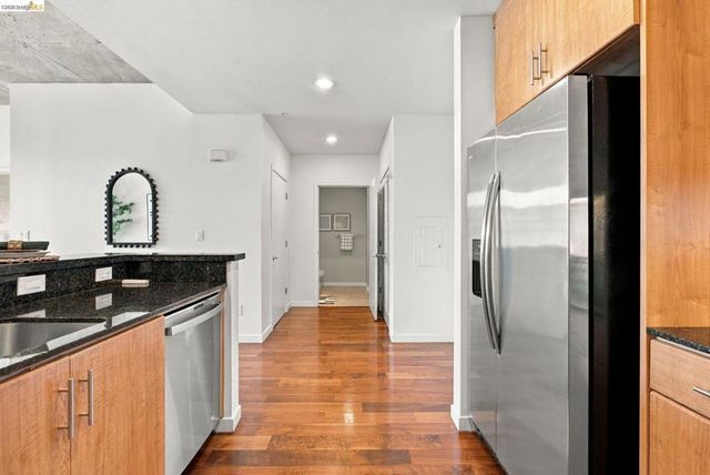 288 3rd st 408, Oakland, CA 94607