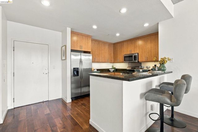 288 3rd st 408, Oakland, CA 94607
