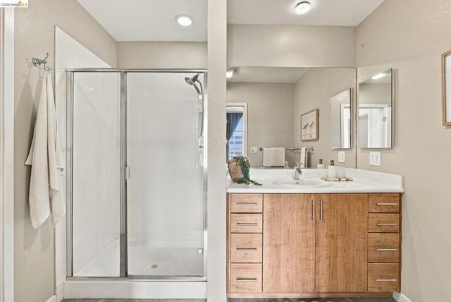 288 3rd st 408, Oakland, CA 94607