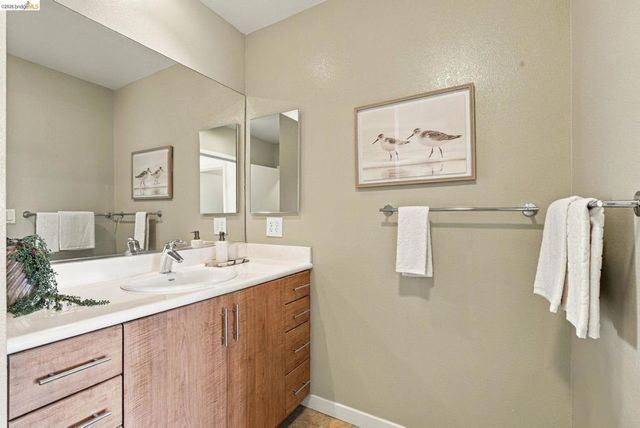 288 3rd st 408, Oakland, CA 94607