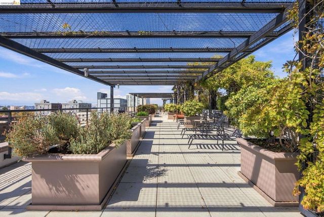288 3rd st 408, Oakland, CA 94607
