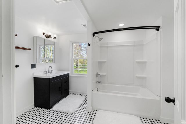 3546 Willowdale Road, Fort Wayne, IN 46802