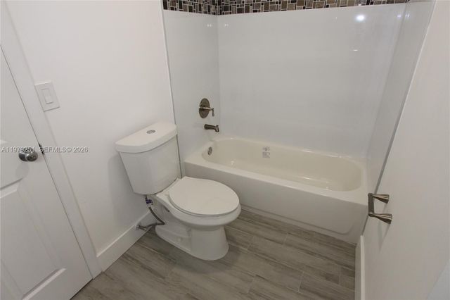 2831 N Oakland Forest Dr 309, Oakland Park, FL 33309