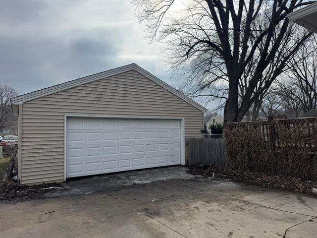 415 Mckinley Avenue, North Mankato, MN 56003