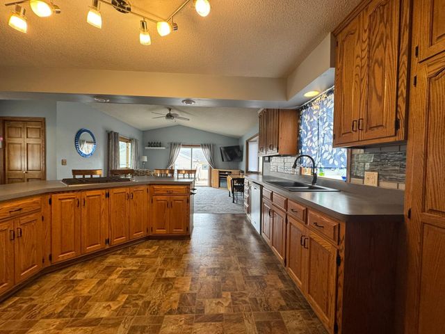 415 Mckinley Avenue, North Mankato, MN 56003