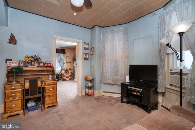 310 SPRING ST, Royersford, PA 19468