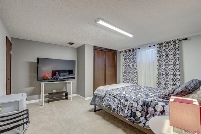 6688 S Wellington Court, Centennial, CO 80121