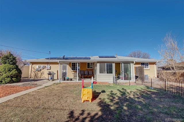 6688 S Wellington Court, Centennial, CO 80121