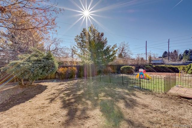 6688 S Wellington Court, Centennial, CO 80121