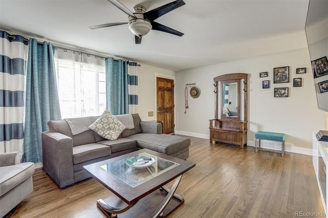 6688 S Wellington Court, Centennial, CO 80121