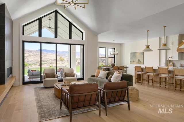 11071 N Elk Ridge Way, Boise, ID 83714