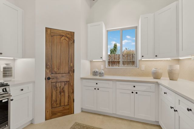 34 Pinon Doblado, Santa Fe, NM 87508