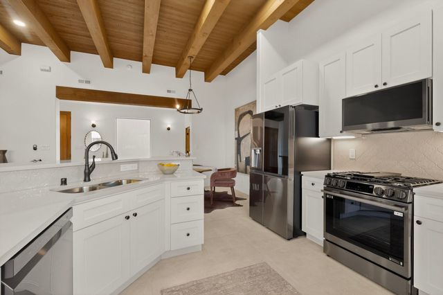 34 Pinon Doblado, Santa Fe, NM 87508