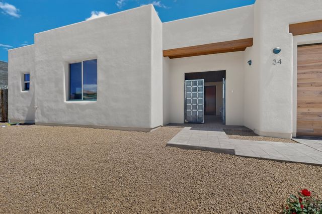 34 Pinon Doblado, Santa Fe, NM 87508