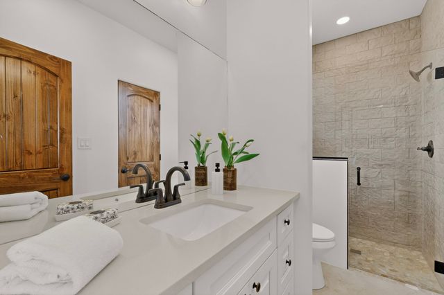 34 Pinon Doblado, Santa Fe, NM 87508