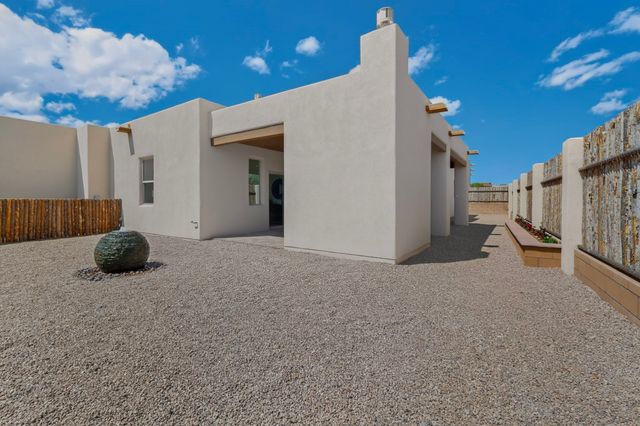 34 Pinon Doblado, Santa Fe, NM 87508