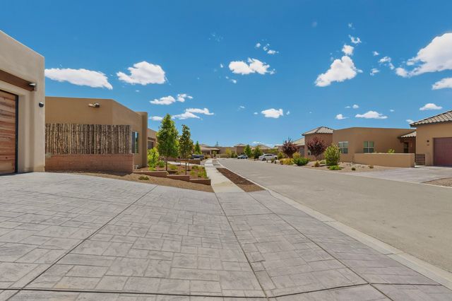 34 Pinon Doblado, Santa Fe, NM 87508