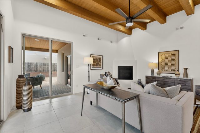 34 Pinon Doblado, Santa Fe, NM 87508