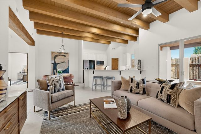 34 Pinon Doblado, Santa Fe, NM 87508