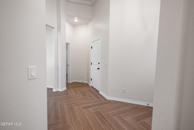 1445 Robert Parker white, Socorro, TX 79927