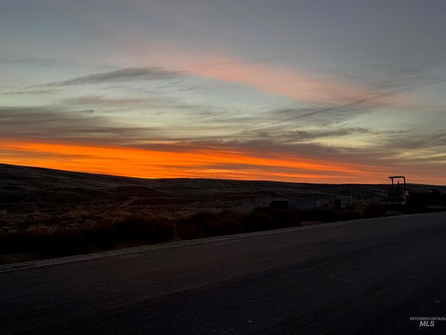 3260 Flight Deck Dr., New Plymouth, ID 83655