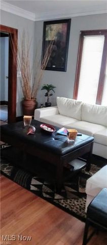 2117 Waterbury Road, Lakewood, OH 44107