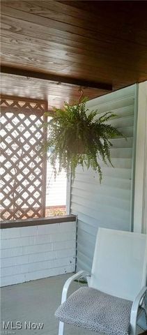 2117 Waterbury Road, Lakewood, OH 44107