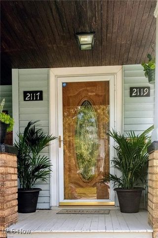 2117 Waterbury Road, Lakewood, OH 44107