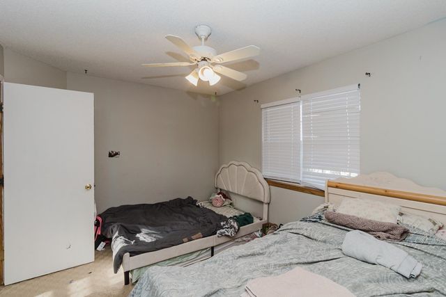 2414 N Baytree, Wichita, KS 67205