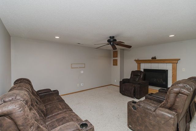 2414 N Baytree, Wichita, KS 67205