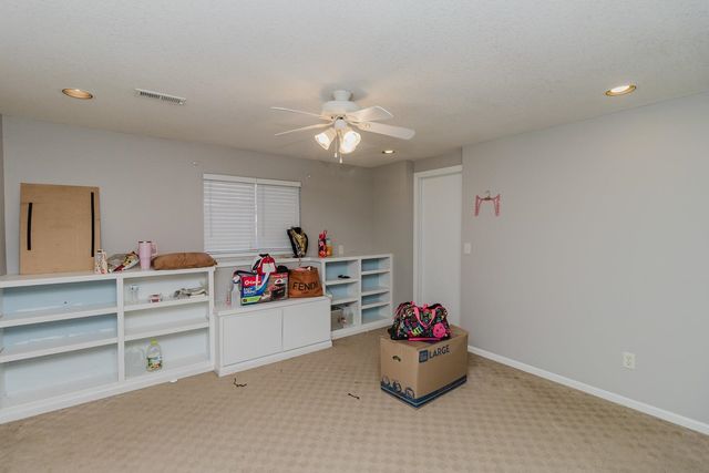 2414 N Baytree, Wichita, KS 67205