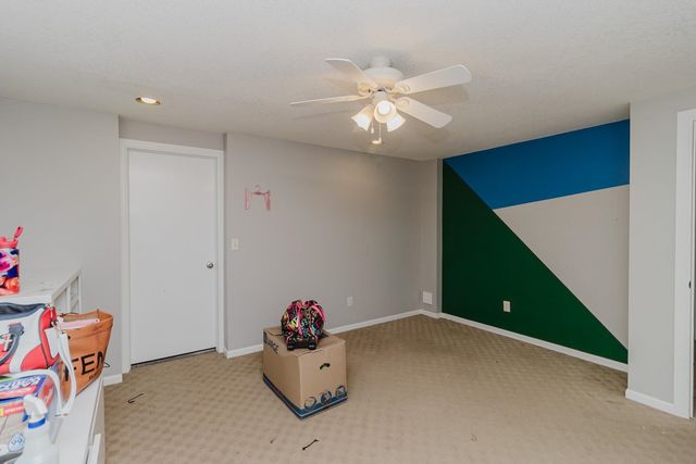 2414 N Baytree, Wichita, KS 67205