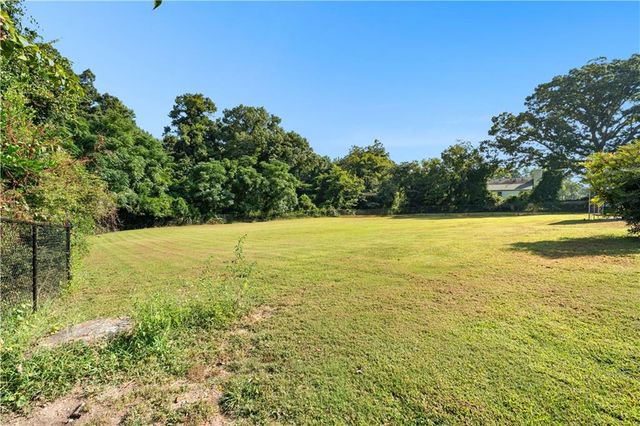 2892 Rex Road, Ellenwood, GA 30294