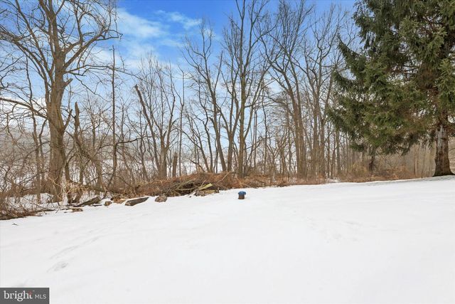 128 ENGLETOWN RD, Honey Brook, PA 19344