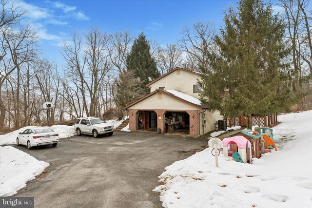 128 ENGLETOWN RD, Honey Brook, PA 19344