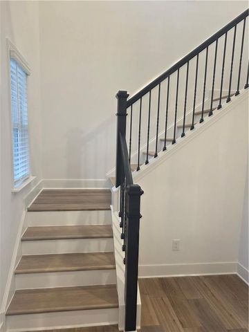 221 Brownlee Road, Woodstock, GA 30188