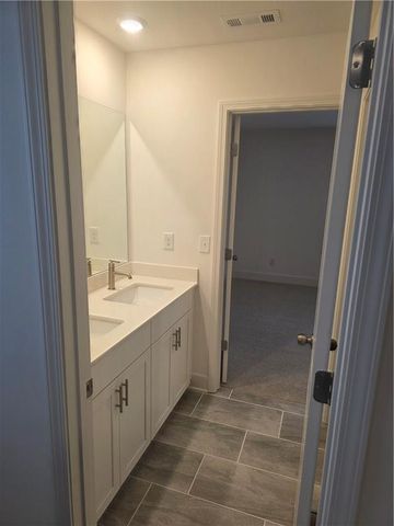 221 Brownlee Road, Woodstock, GA 30188