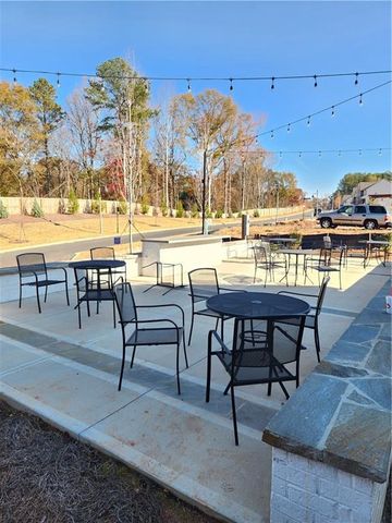 221 Brownlee Road, Woodstock, GA 30188