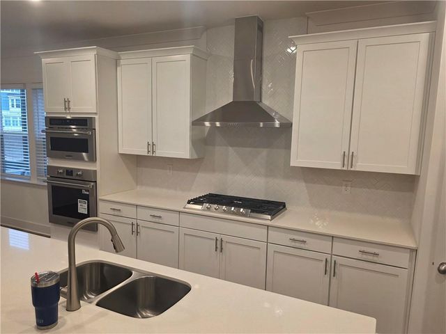 221 Brownlee Road, Woodstock, GA 30188